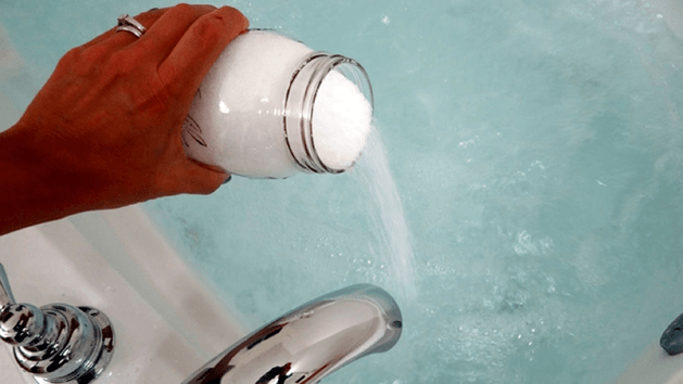 Bath with a soda to increase a member